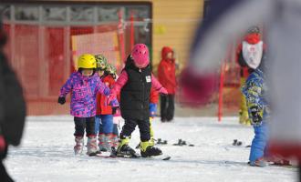 冰雪运动进校园培育温州冰雪苗子