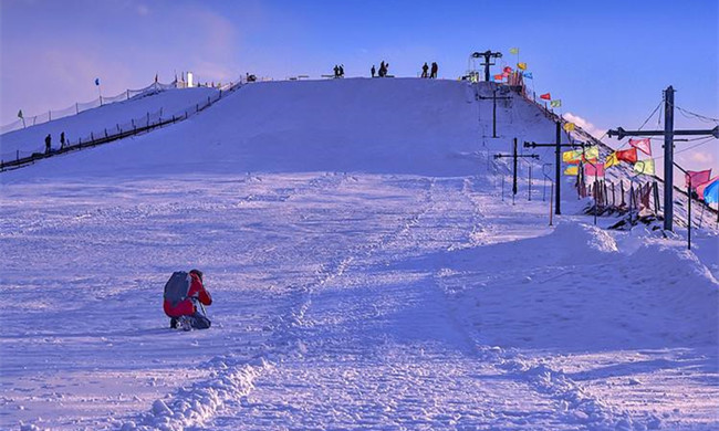 银川鸣翠湖滑雪场