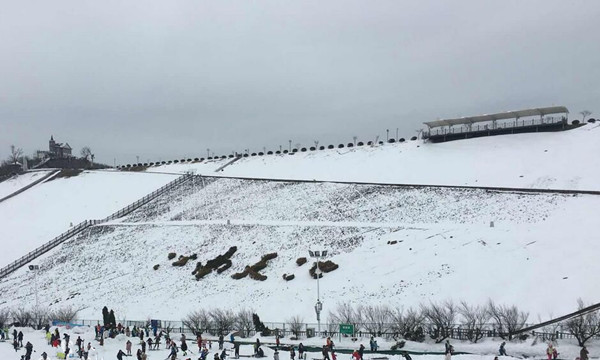 浙江省安吉县江南天池滑雪场