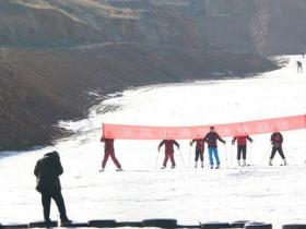 北京门头沟龙凤山滑雪场