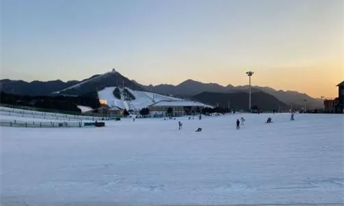 室外滑雪场