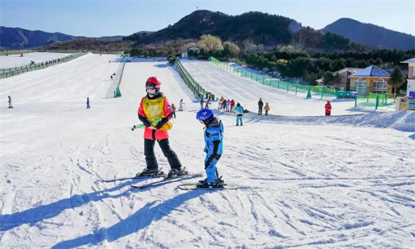 滑雪场建设的成本是多少