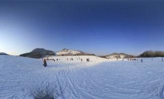 建一个滑雪场的成本是多少？