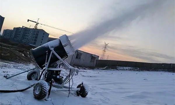 造雪机